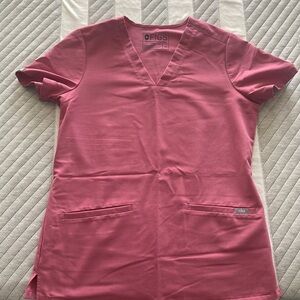 Figs scrub top